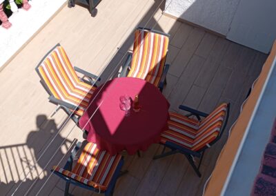 Terrasse avec barbecue de Casa La Pequeña à Torrevieja